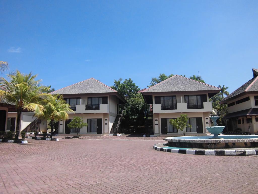 Town House Bukit Damai Indah Hotel Balikpapan  Bagian luar foto